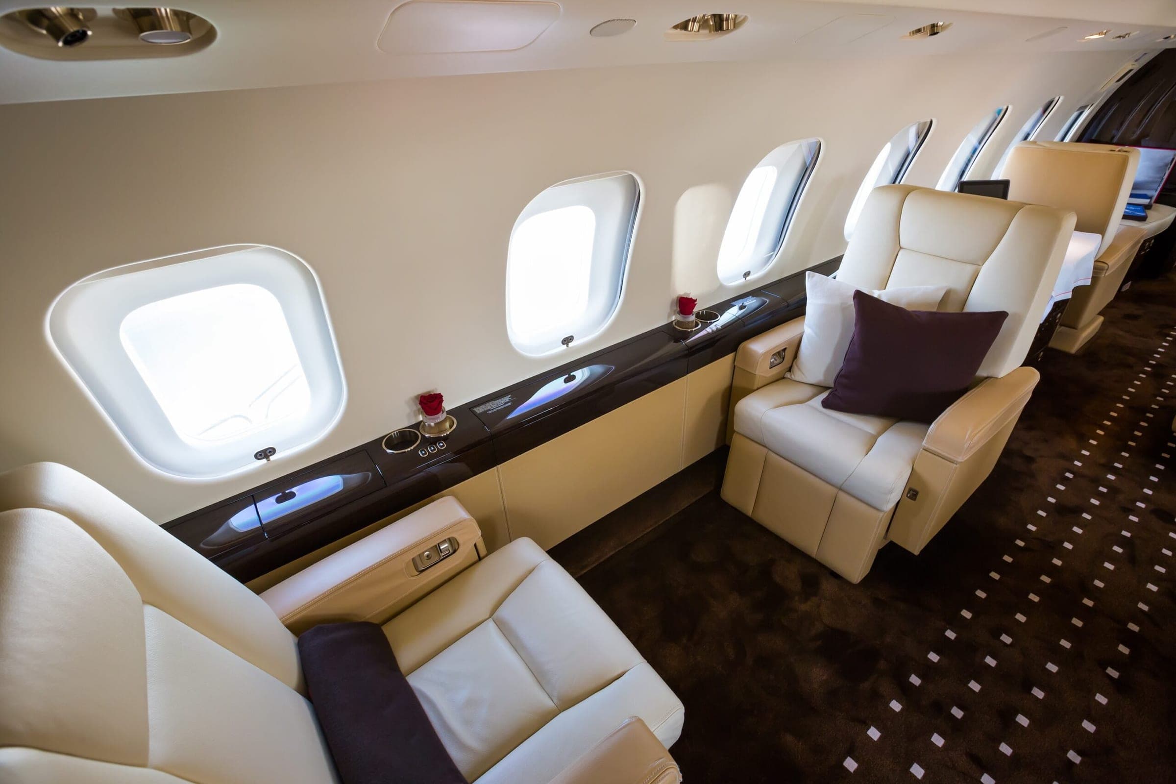 Bombardier Global 6000 interior of aircraft seats