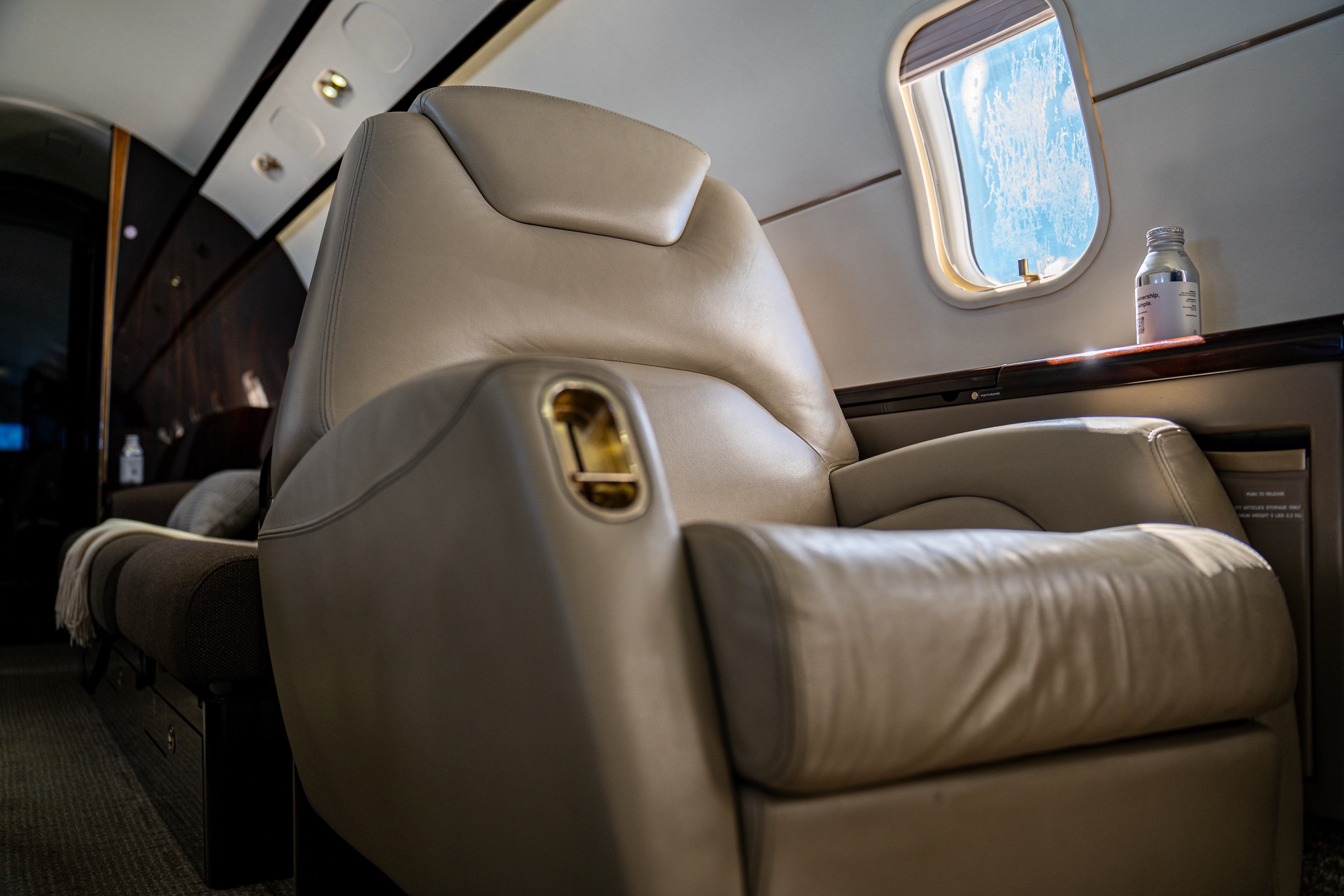 N150MB — interior detail