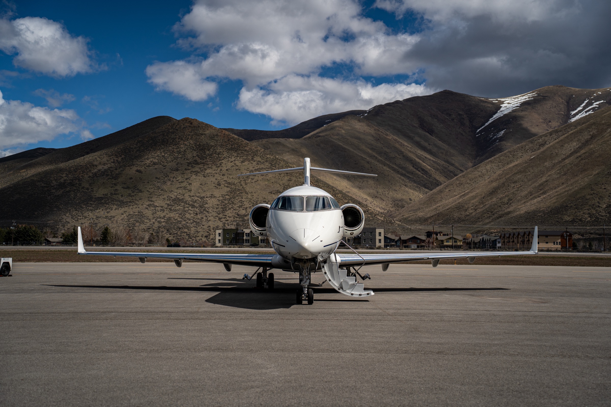 N251FT — gallery photo