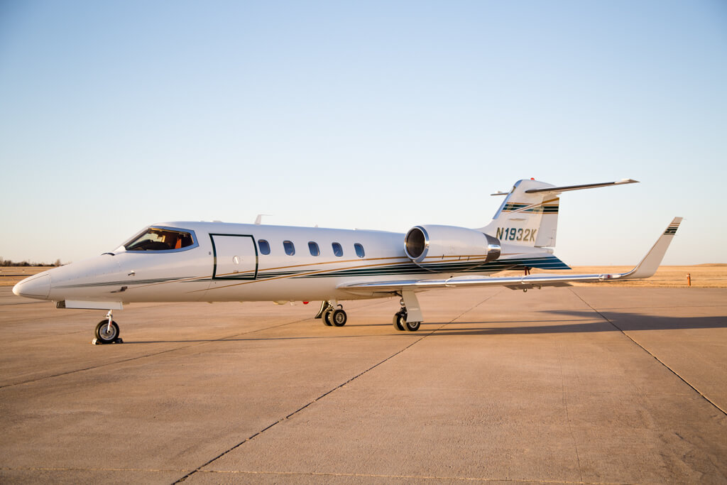 Bombardier Learjet 31 Exterior