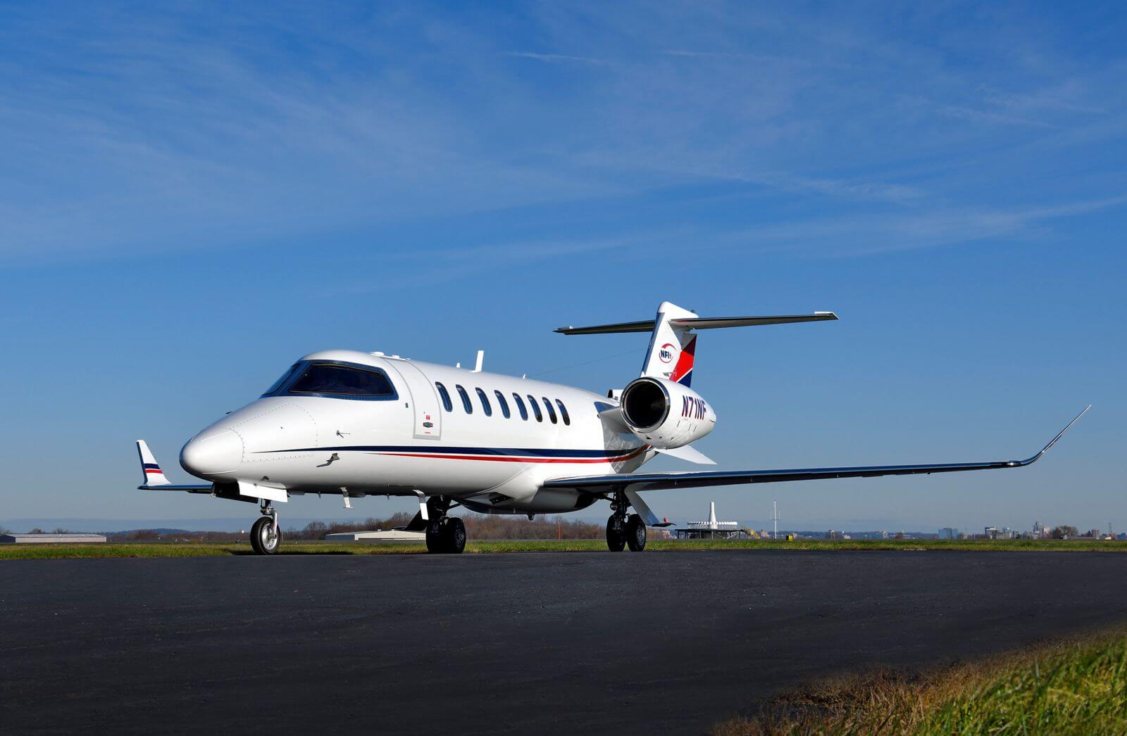Bombardier Learjet 75 Exterior