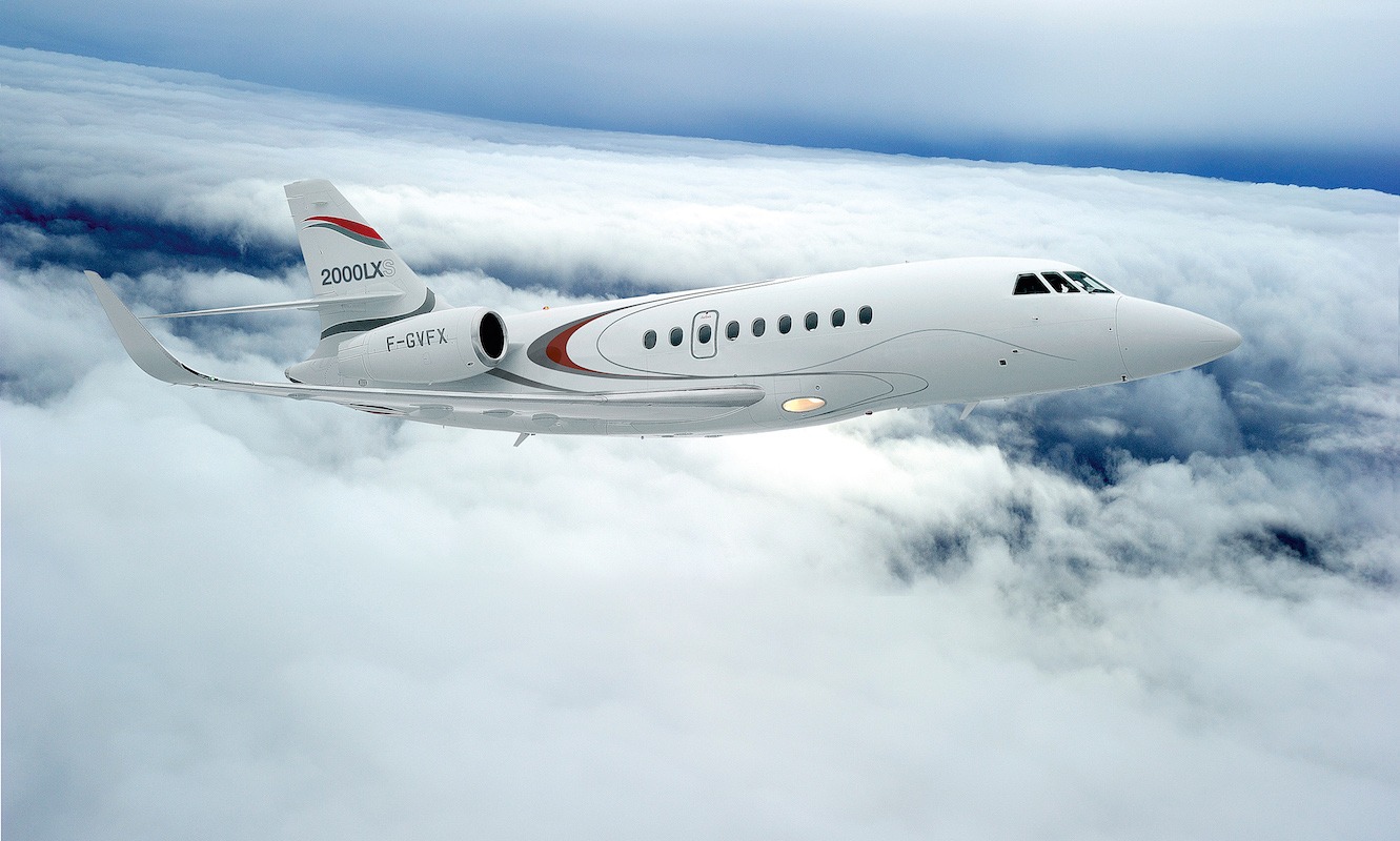 Dassault 2000LXS Exterior