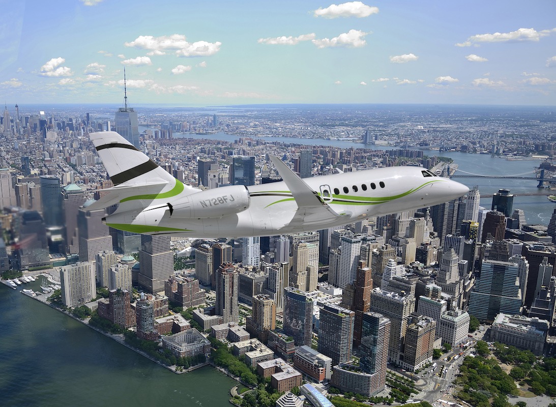 Dassault 2000S Exterior