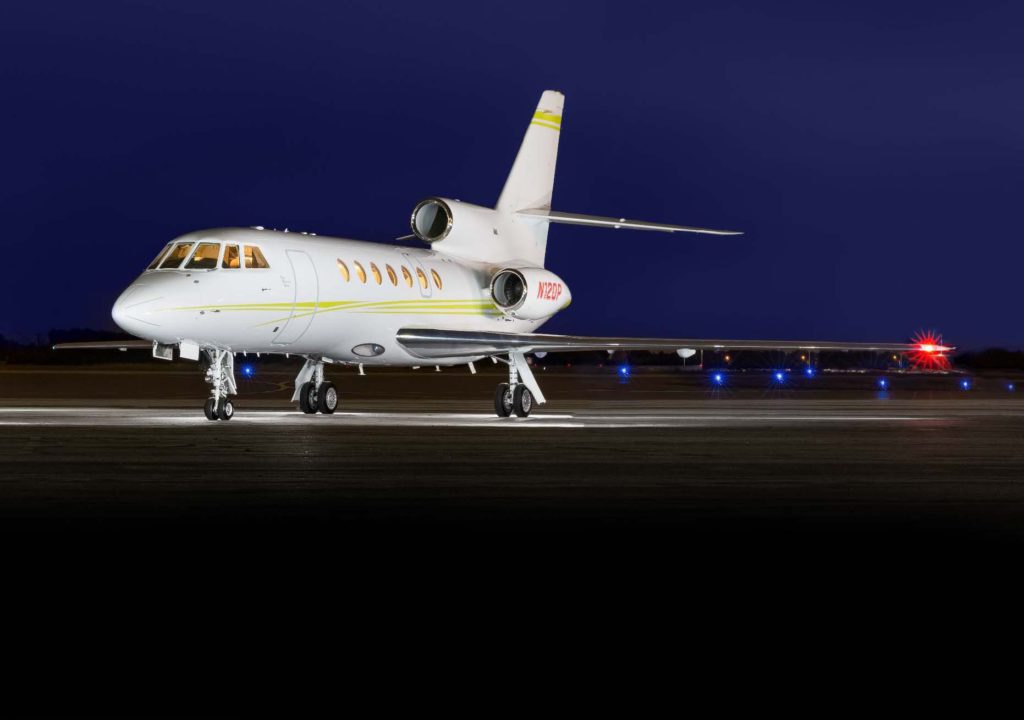 Dassault Falcon 50 Exterior