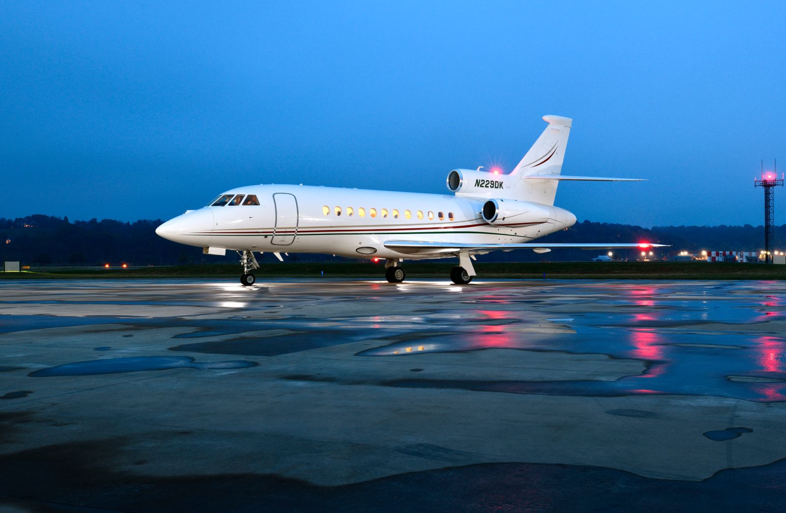 Dassault Falcon 900EX EASy Exterior