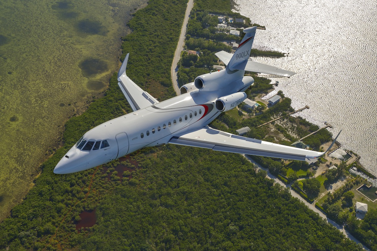 Dassault 900LX Exterior