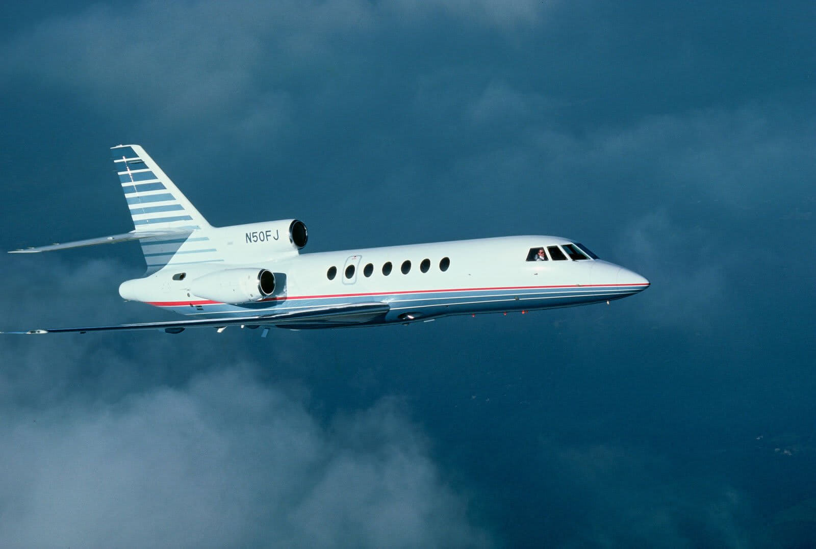 Dassault Falcon 50-40 Exterior