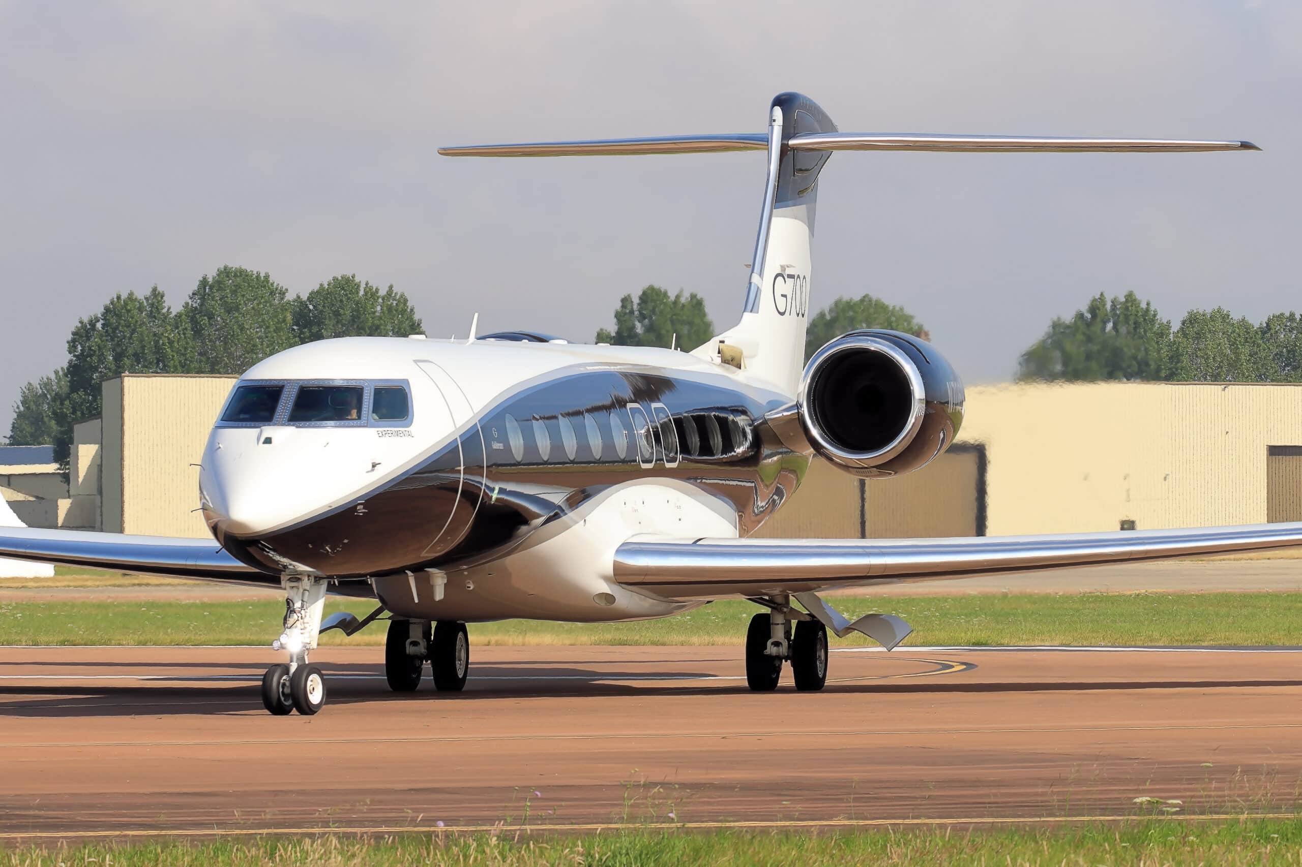 Gulfstream G700 exterior experimental version taxiing at airport