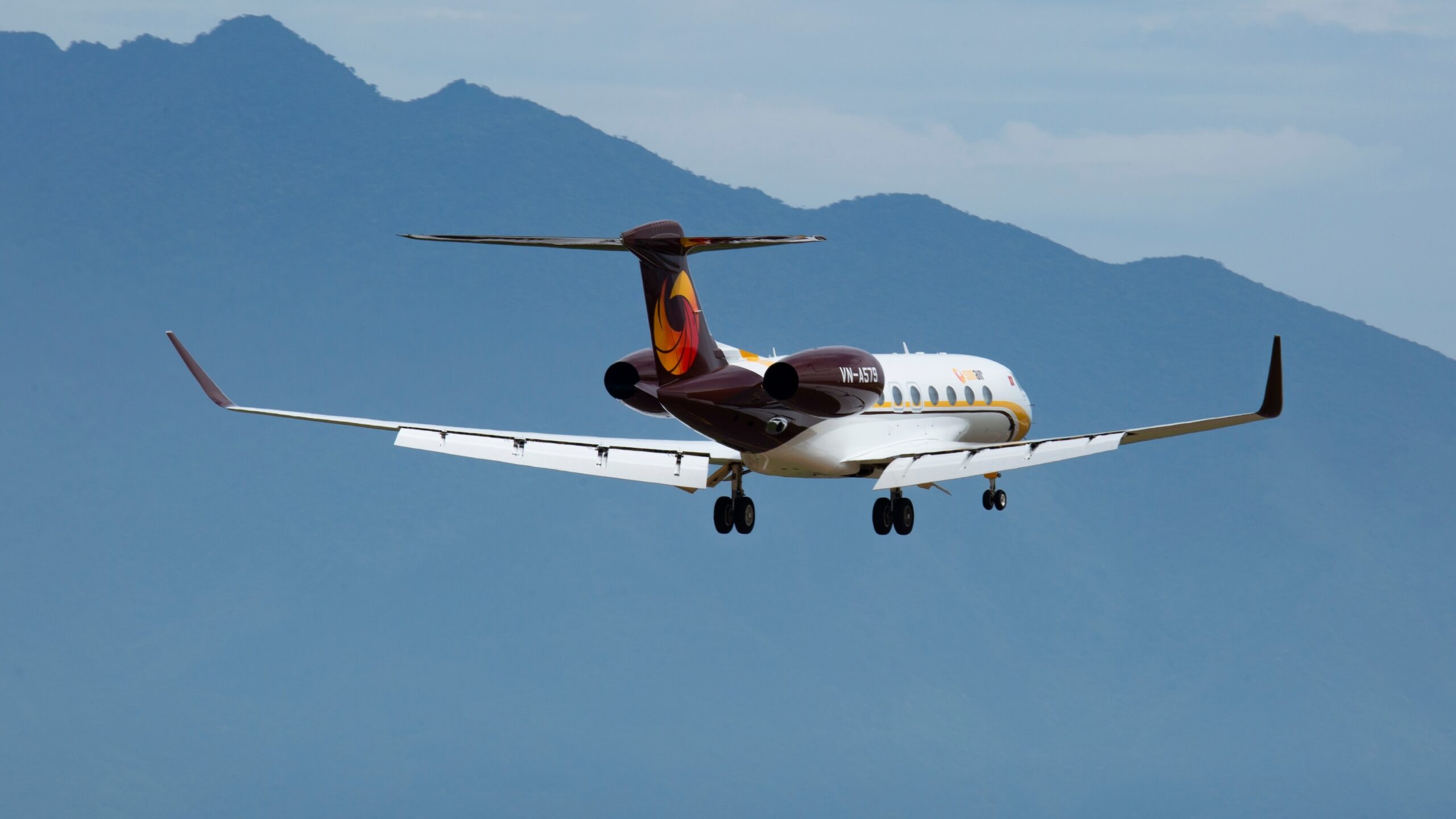 The aircraft Gulfstream G650ER with registration VN-A579 of Sun Air, a private jet rental company in Vietnam approaching to land at Da Nang international Airport.