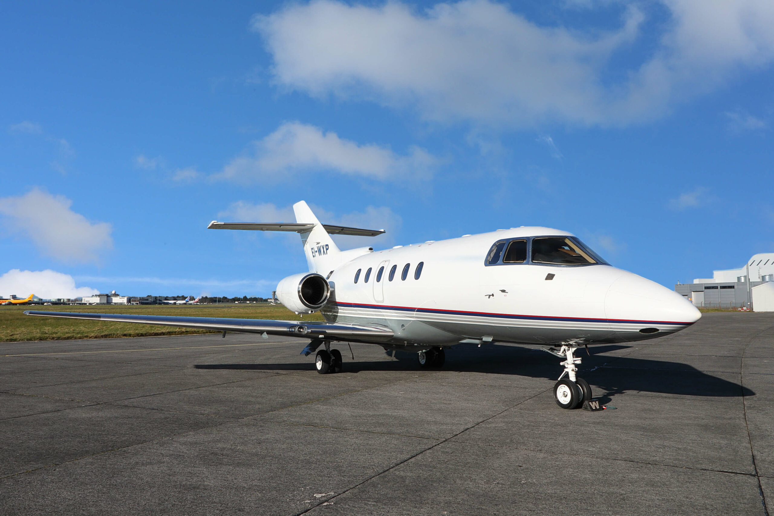 Hawker 800XP Exterior