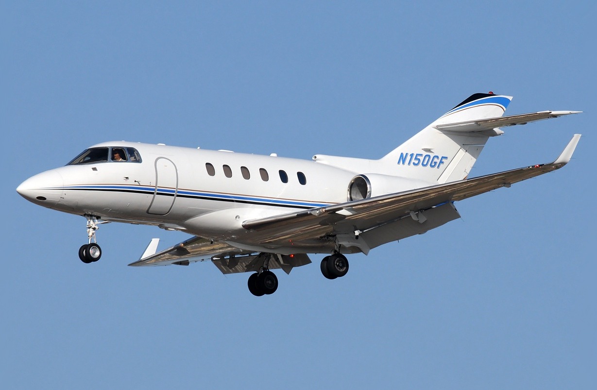 Hawker 800XPi Exterior
