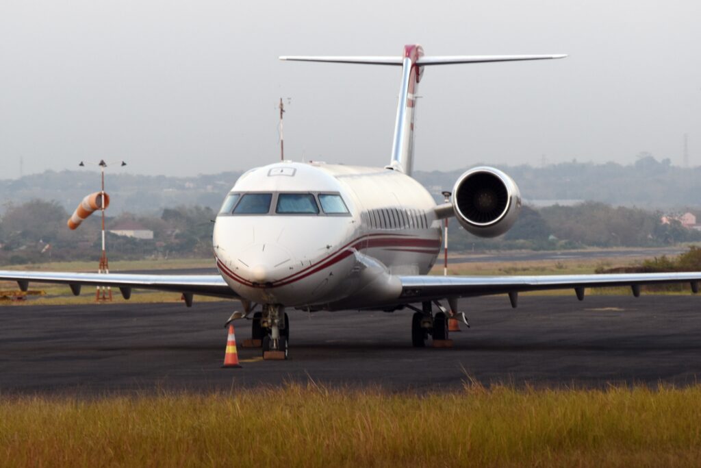 Bombardier Challenger 850 exterior parked at airport
